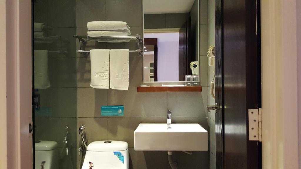 Castello Hotel Kulai Εξωτερικό φωτογραφία