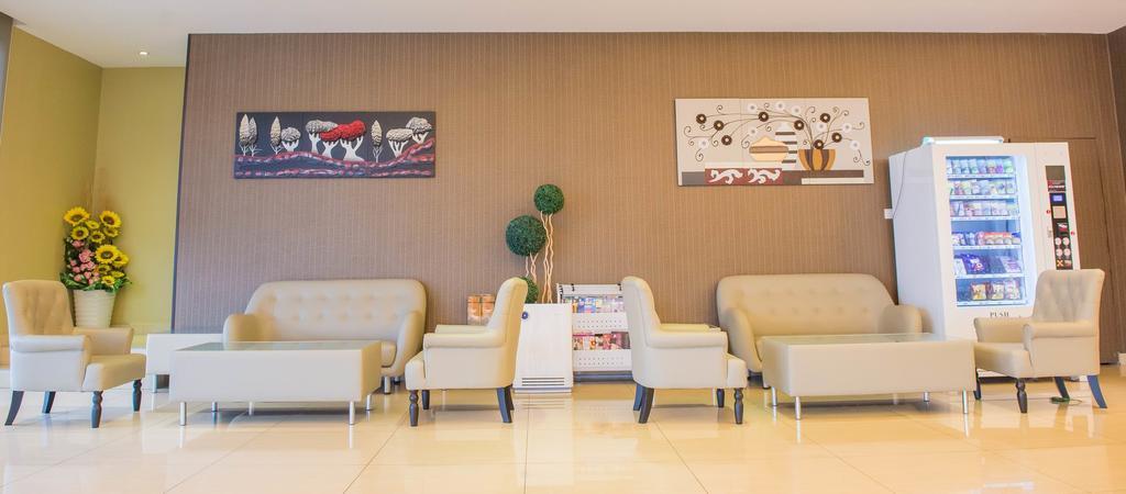 Castello Hotel Kulai Εξωτερικό φωτογραφία